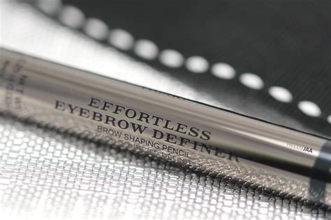 burberry effortless eyebrow definer swatches|Burberry Effortless Eyebrow Definer .